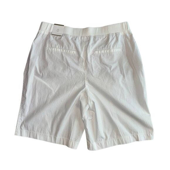 NWT Chicos Women's White Cotton Bermuda Shorts Size 0 (US 4) - Picture 3 of 5
